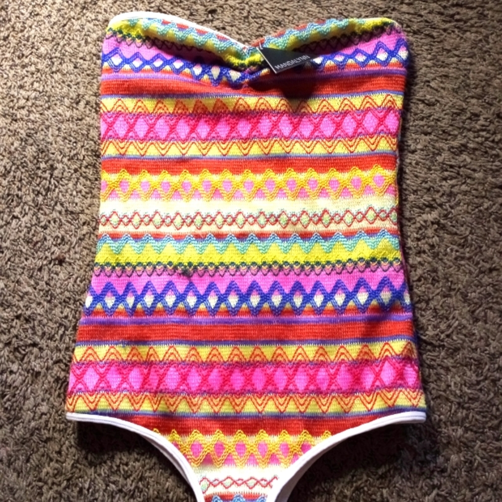 Cute swimsuit/ bodysuit M